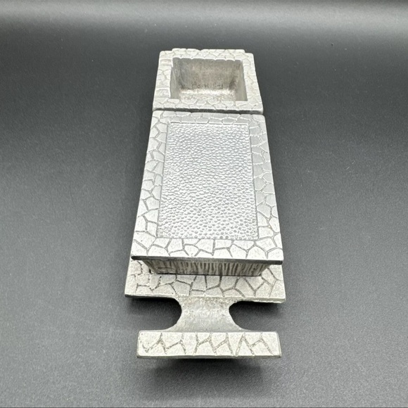 Ashtray and Cigarette Holder Pewter Vintage Rare Embossed Stone/Hen Holon/Israel - Picture 2 of 16